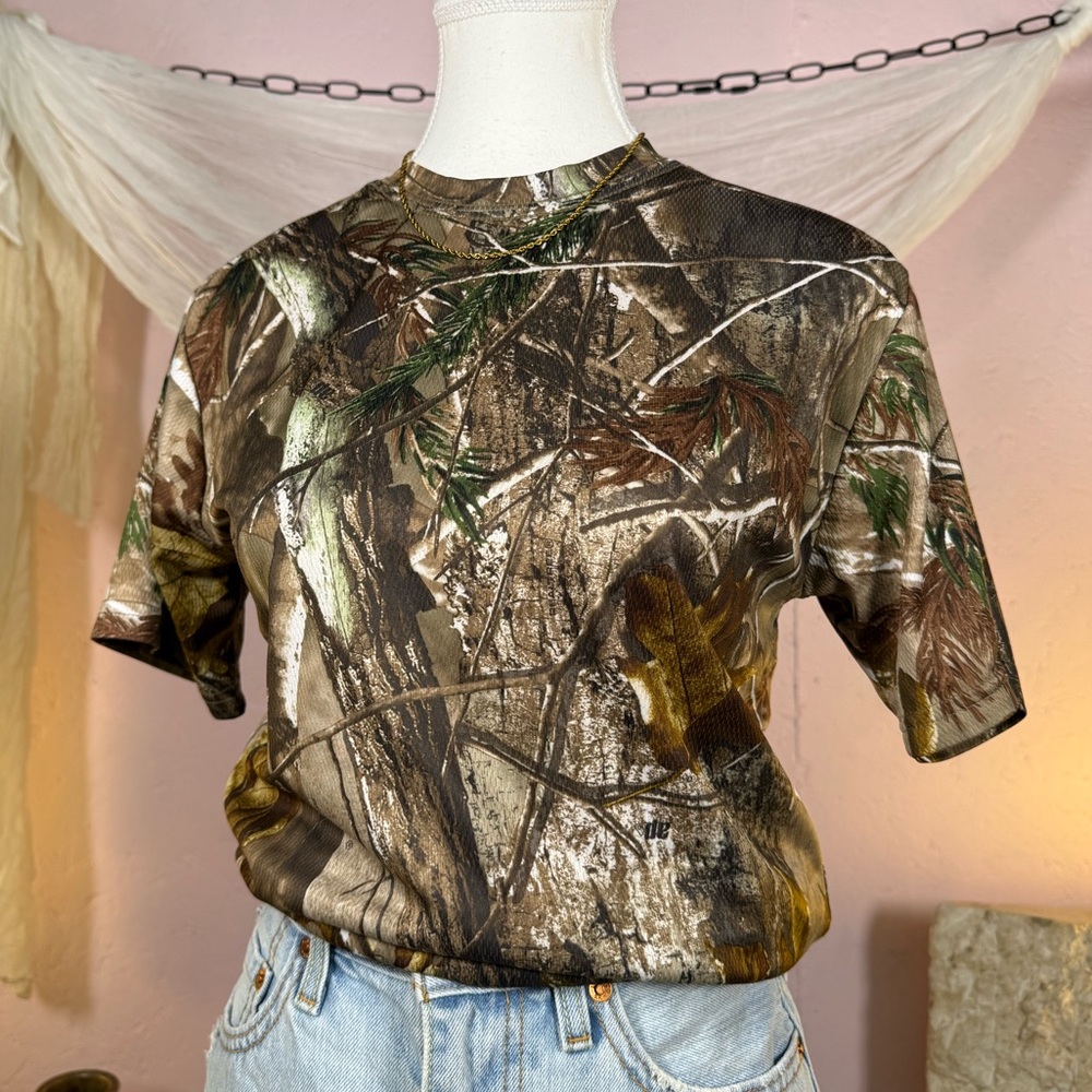 Realtree Camo Graphic T-Shirt Size Small